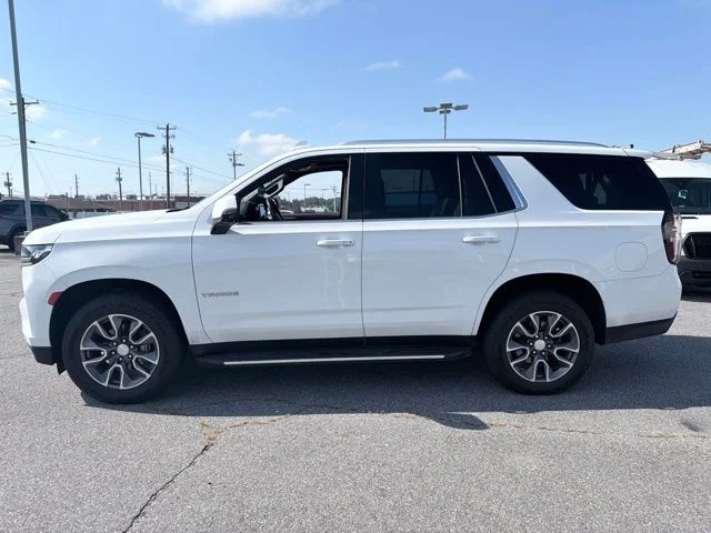 Used 2021 White Chevrolet LT image 6