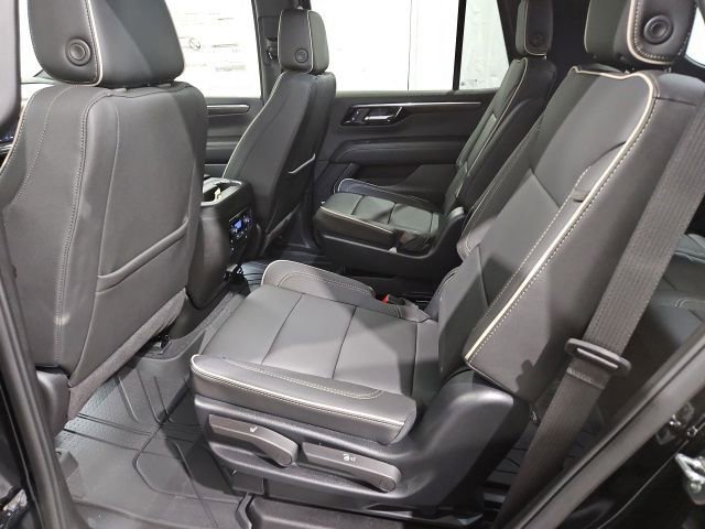 2025 Chevrolet Tahoe Premier - Photo 11