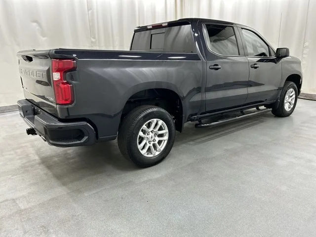 Used 2024 Gray Chevrolet RST image 4