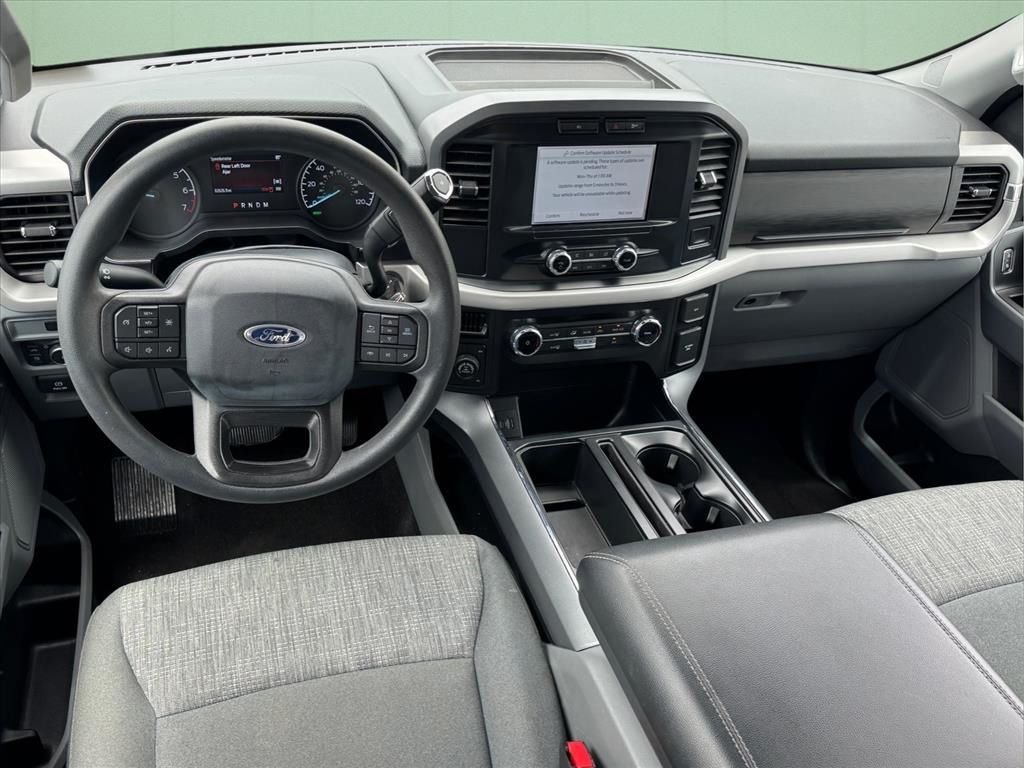 Used 2022 Blue Ford XLT image 11