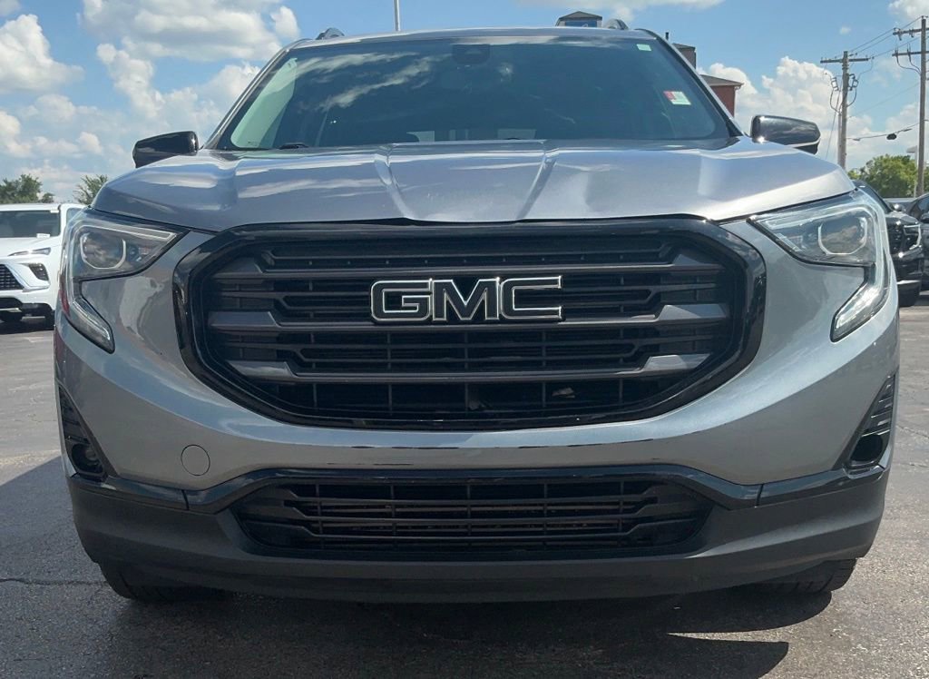 Used 2019 SATIN STEEL METALLIC GMC SLT image 3