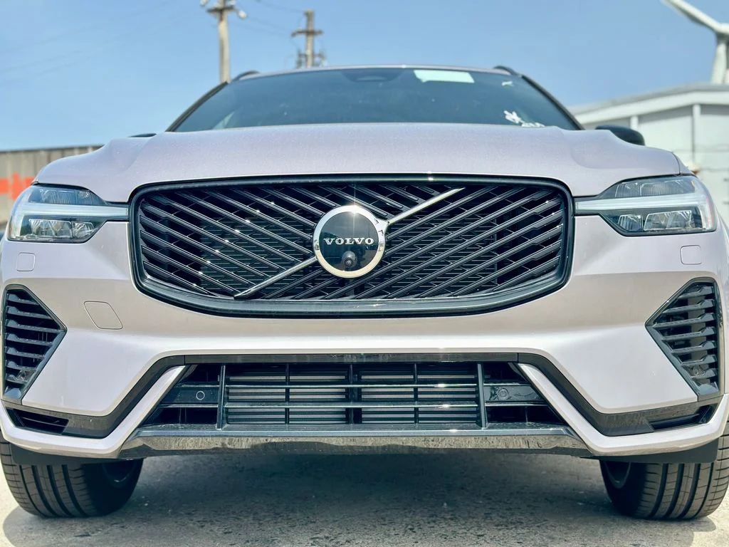 New 2026 Silver Volvo T8 Polestar Engineered image 4