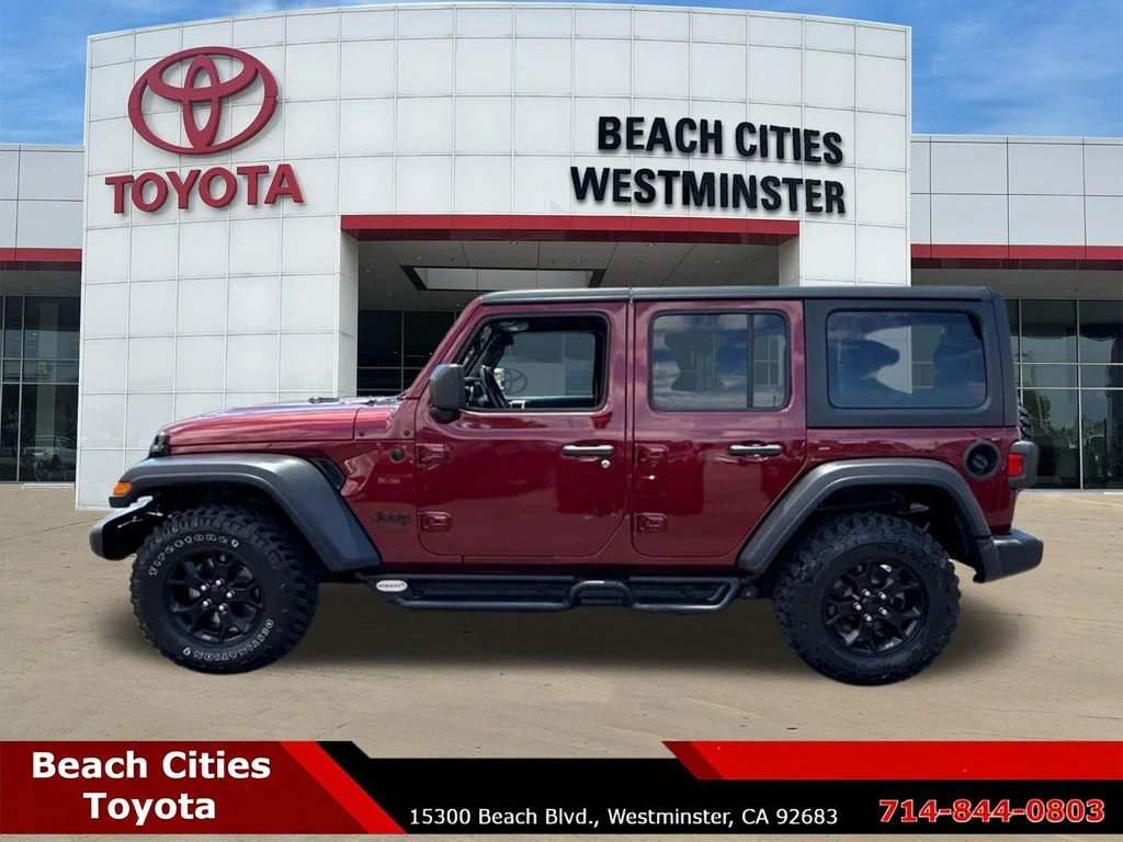 Used 2021  Jeep Unlimited Willys image 7