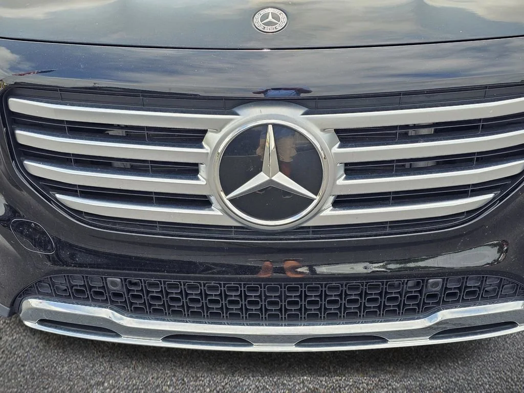Used 2024  Mercedes-Benz GLB 250 image 3