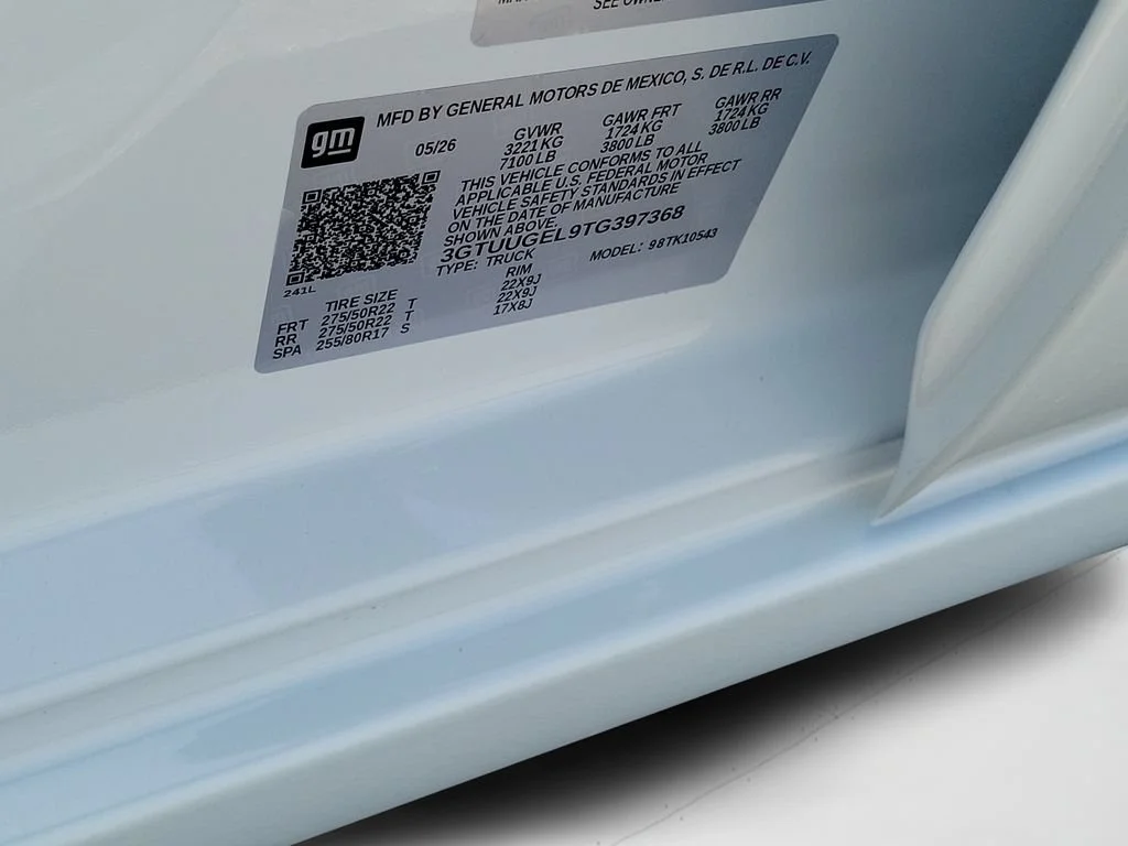 New 2026 Glacier White Tricoat GMC Denali image 28