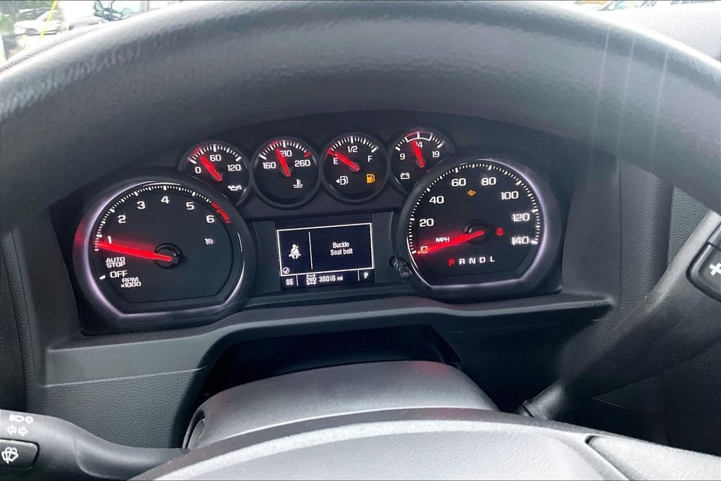 Used 2025 White Chevrolet Custom image 11