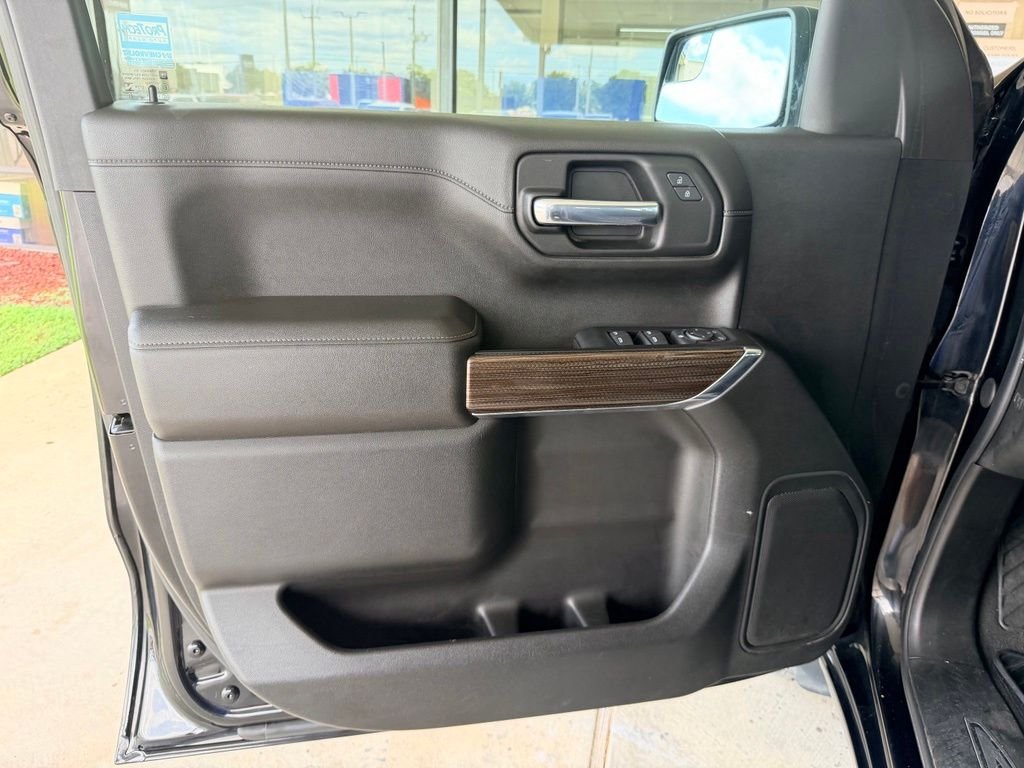 Used 2021 Black Chevrolet RST image 11