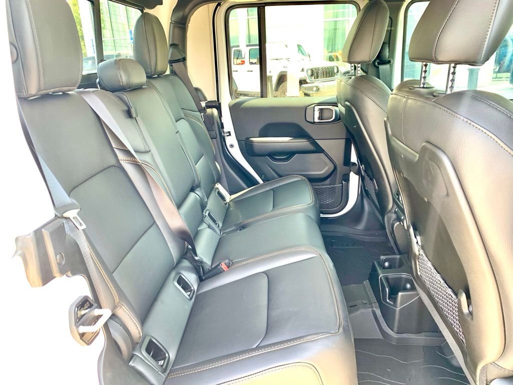 Used 2026 White Jeep Sahara image 24