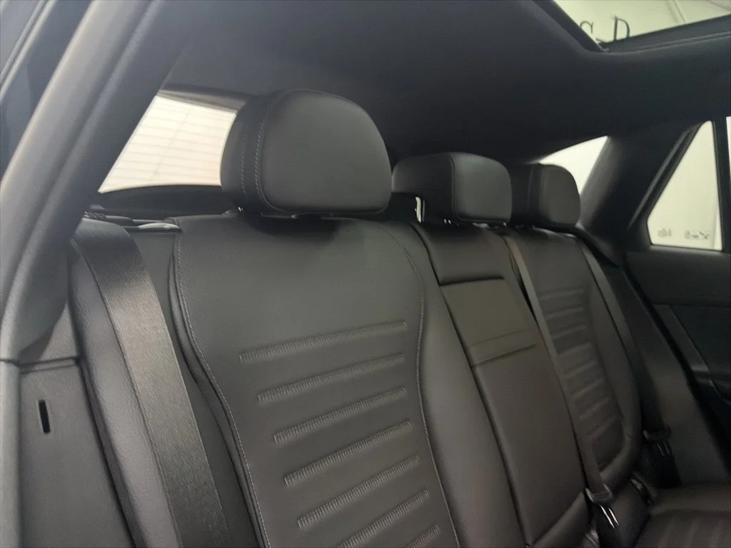 Used 2026 Black Mercedes-Benz GLC 300 image 25