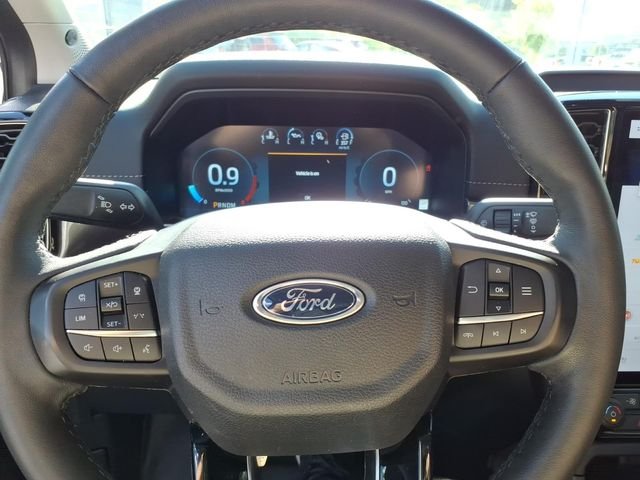 Used 2025 White Ford Lariat image 21