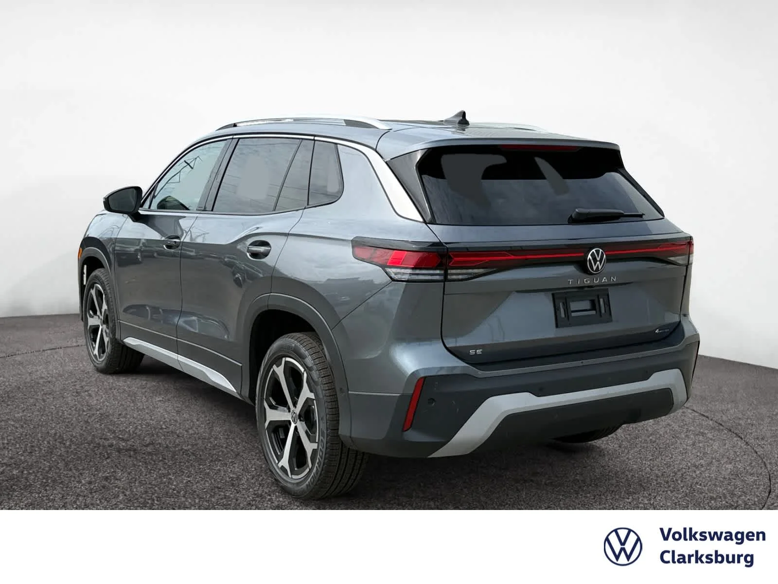 2026 Volkswagen Tiguan SE - Photo 7