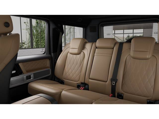 New 2027 MANUFAKTUR Olive Metallic Mercedes-Benz G 580 image 5