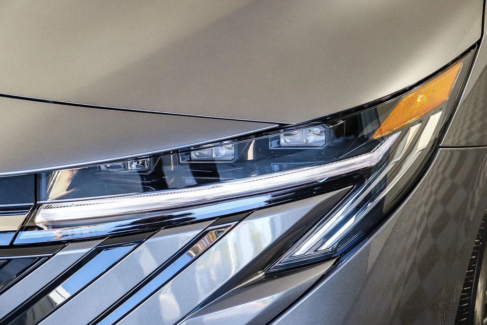 New 2026 Gun Metallic Nissan SV image 4