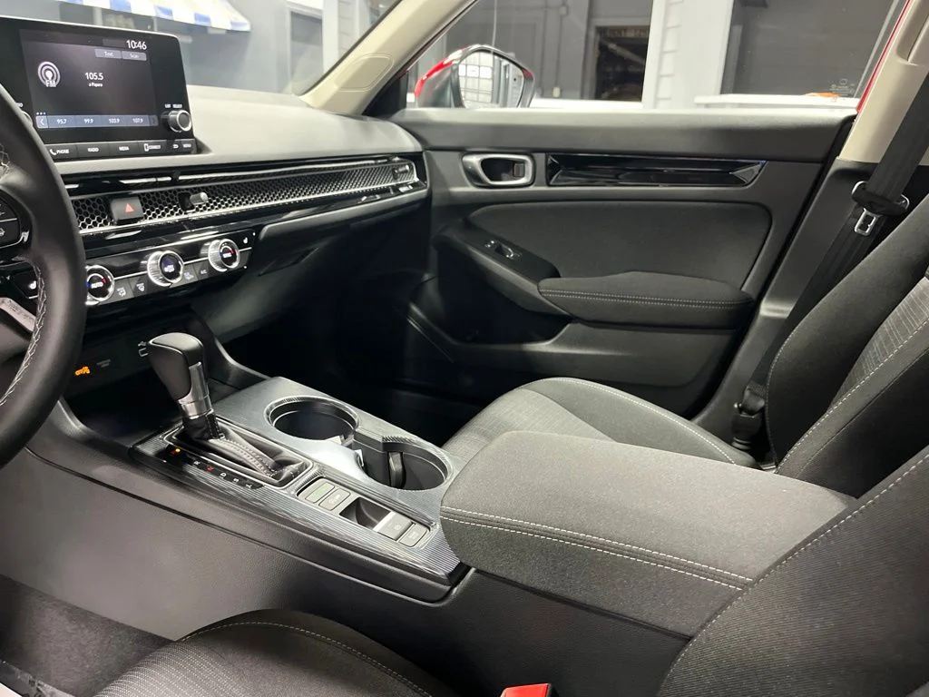 Used 2023 Rallye Red Honda EX image 14