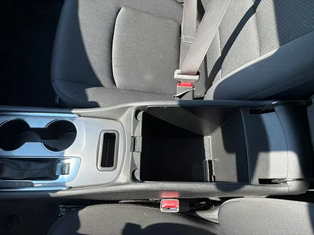 Used 2025 Summit White Chevrolet 1LT image 26