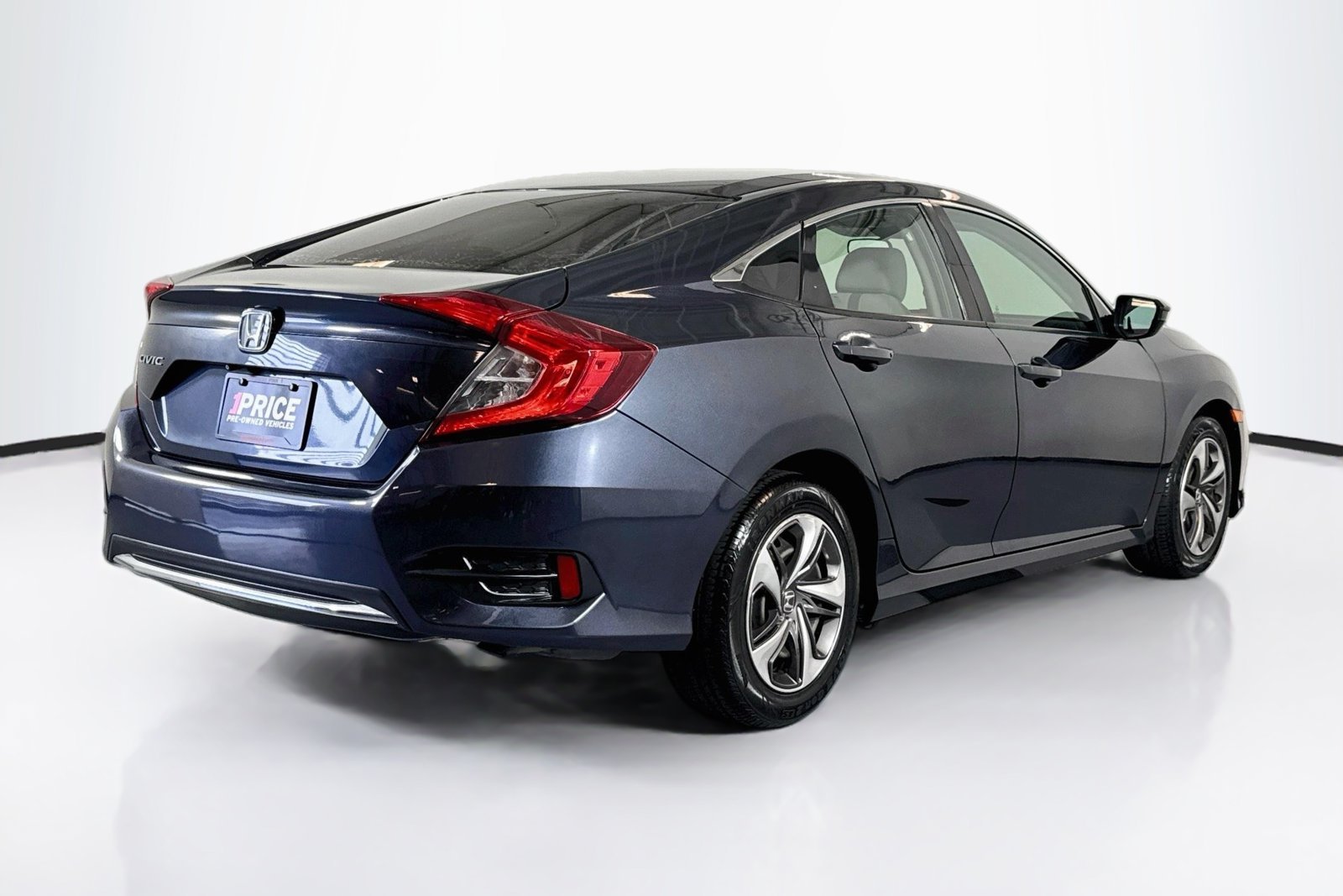 Used 2020 Modern Steel Metallic Honda LX image 5