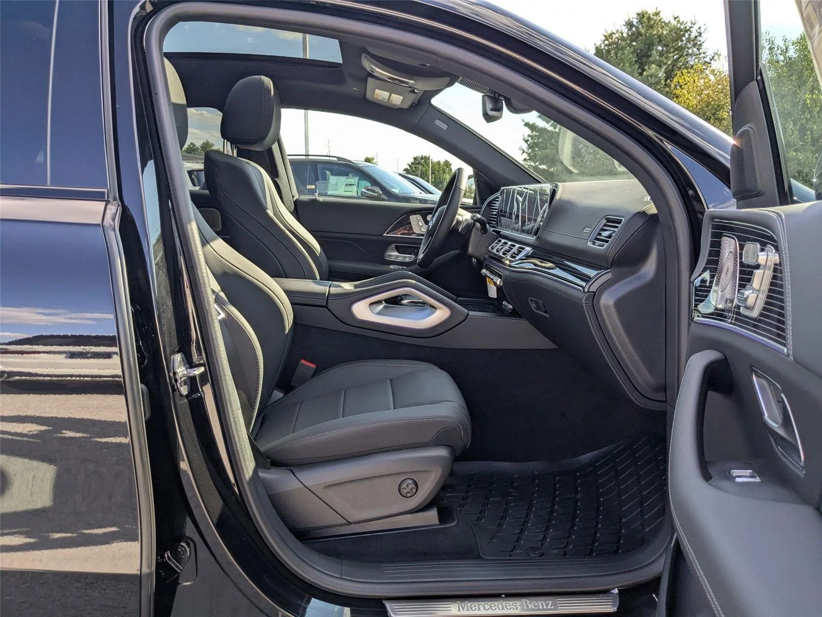 Used 2026 BLACK Mercedes-Benz GLE 450 image 34