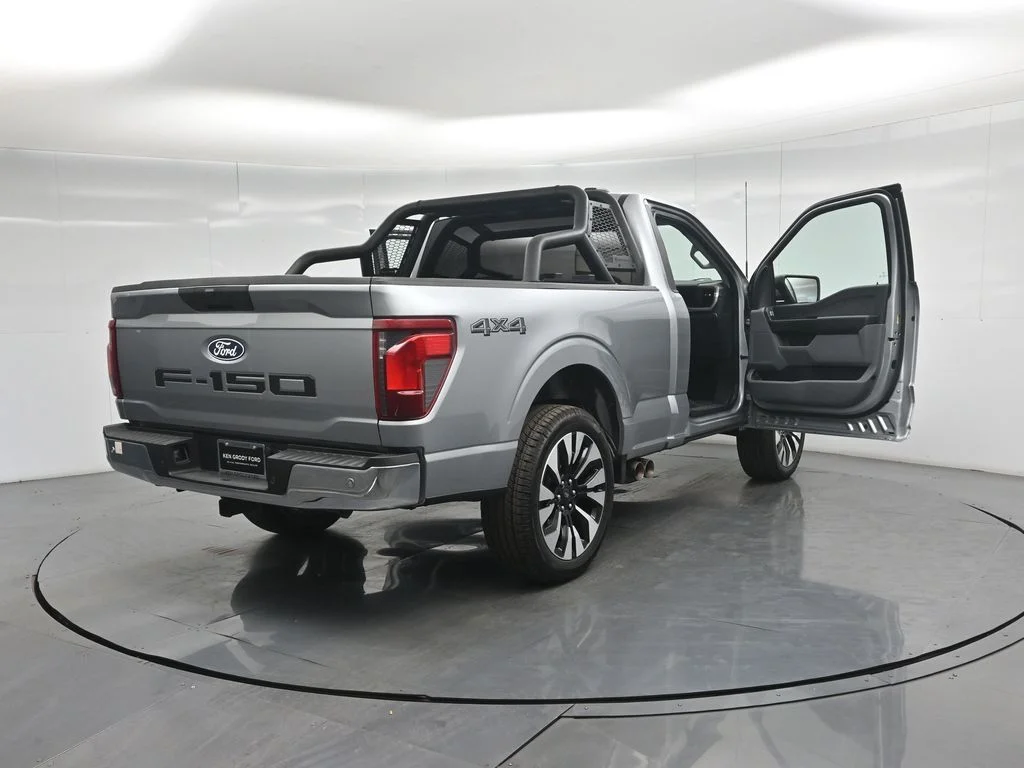 Used 2024 Silver Ford XL image 4