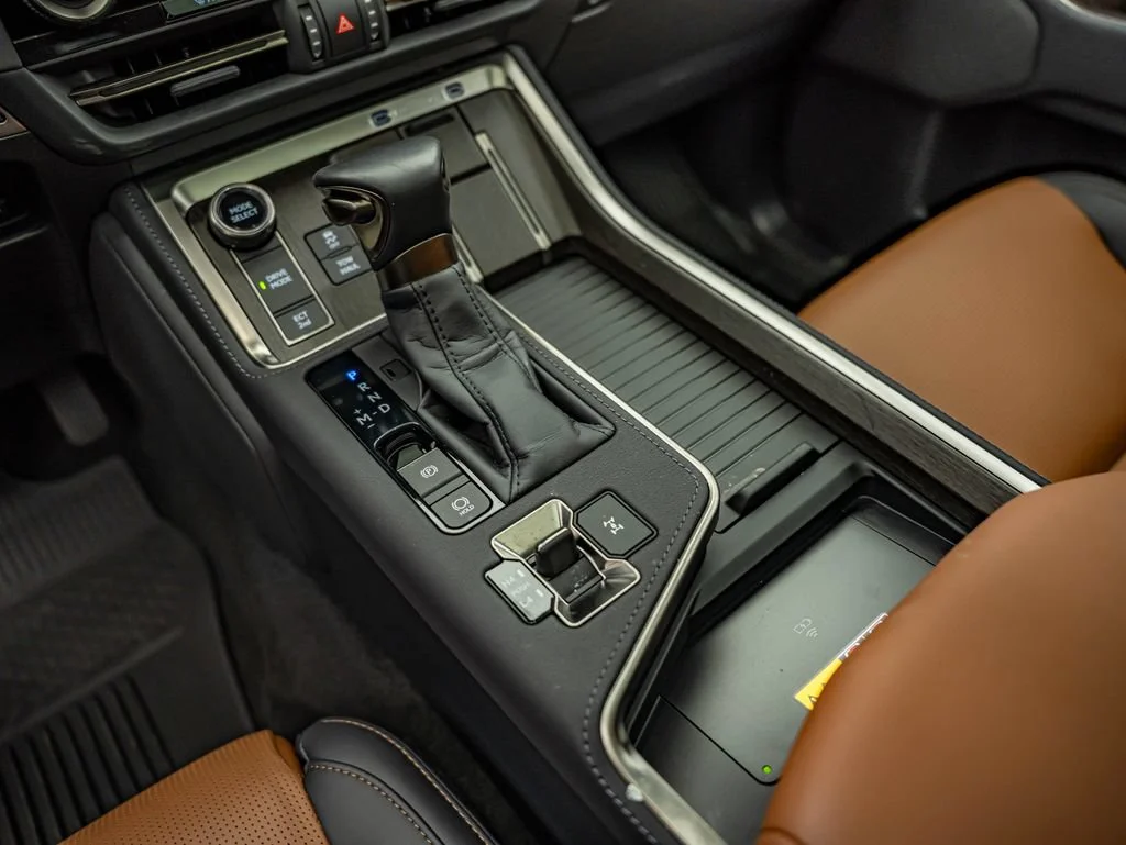 Certified Used 2025 Gray Pearl Lexus 550 Luxury+ image 27
