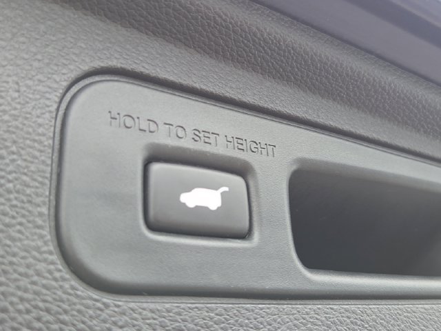 Used 2023 Obsidian Blue Pearl Honda Touring image 16