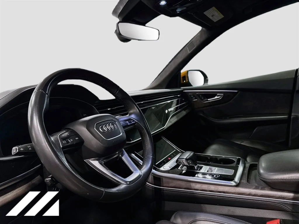 Used 2019  Audi Prestige image 9