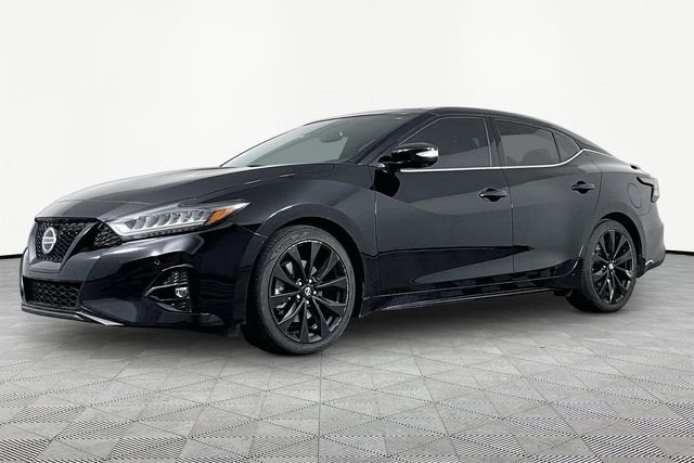 2021 Nissan Maxima SR's photo