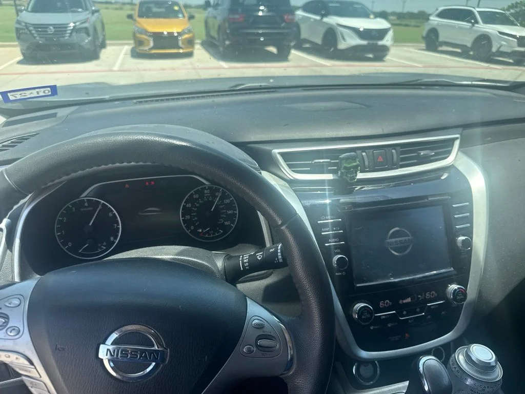 Used 2017 Gray Nissan SV image 6