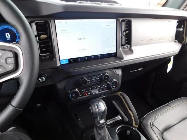 New 2026 Avalanche Gray Ford Badlands® image 76