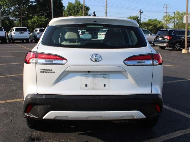 Used 2024 Pearl Toyota L image 6