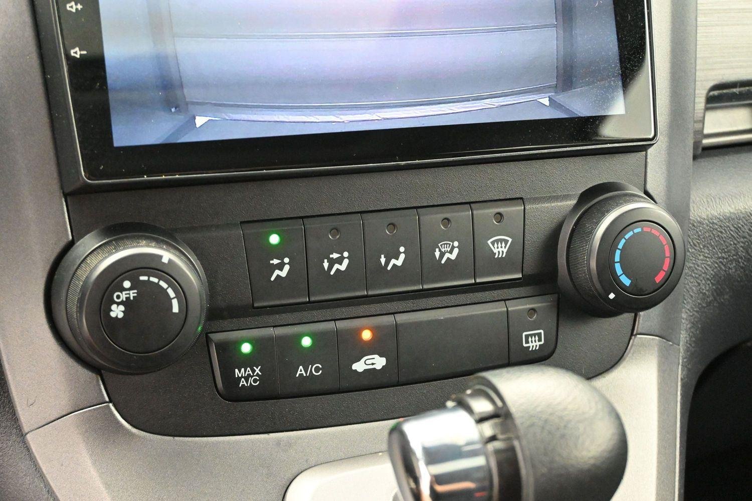 Used 2009 Alabaster Silver Metallic Honda EX image 20
