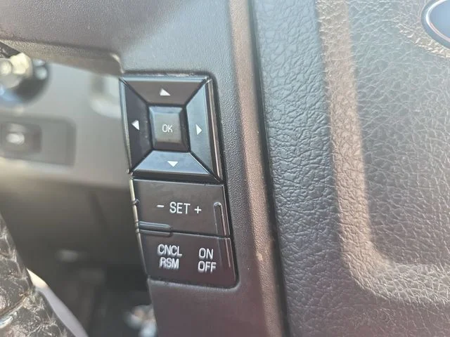 Used 2013 Gray Ford XLT image 17
