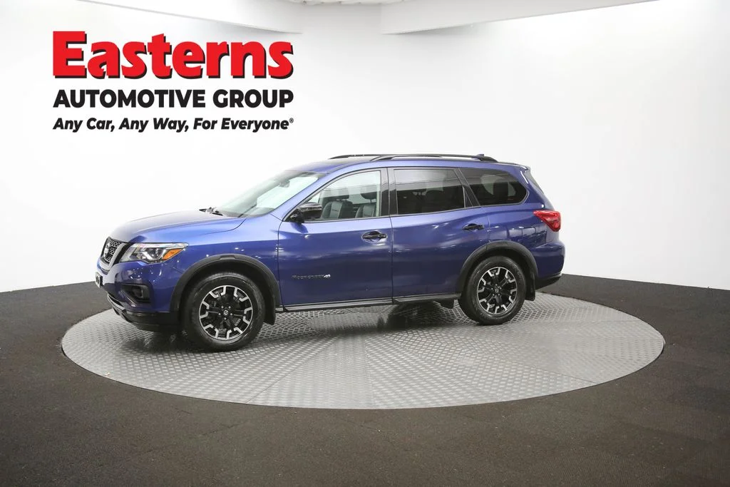 Used 2020 Blue Nissan SL image 60
