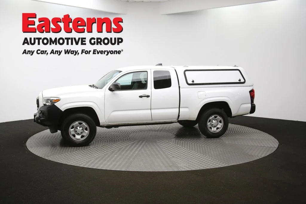 Used 2020 White Toyota SR image 56