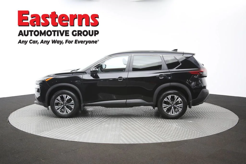 Used 2023 Black Nissan SV image 60