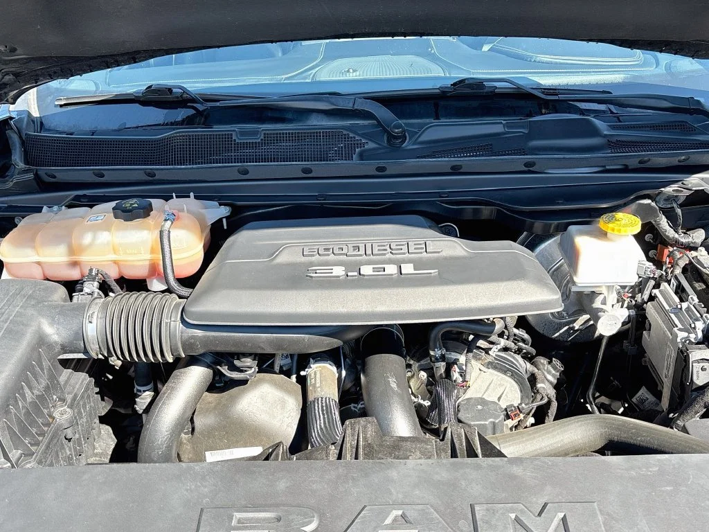 Used 2022 Crystal Metallic Ram Limited image 31