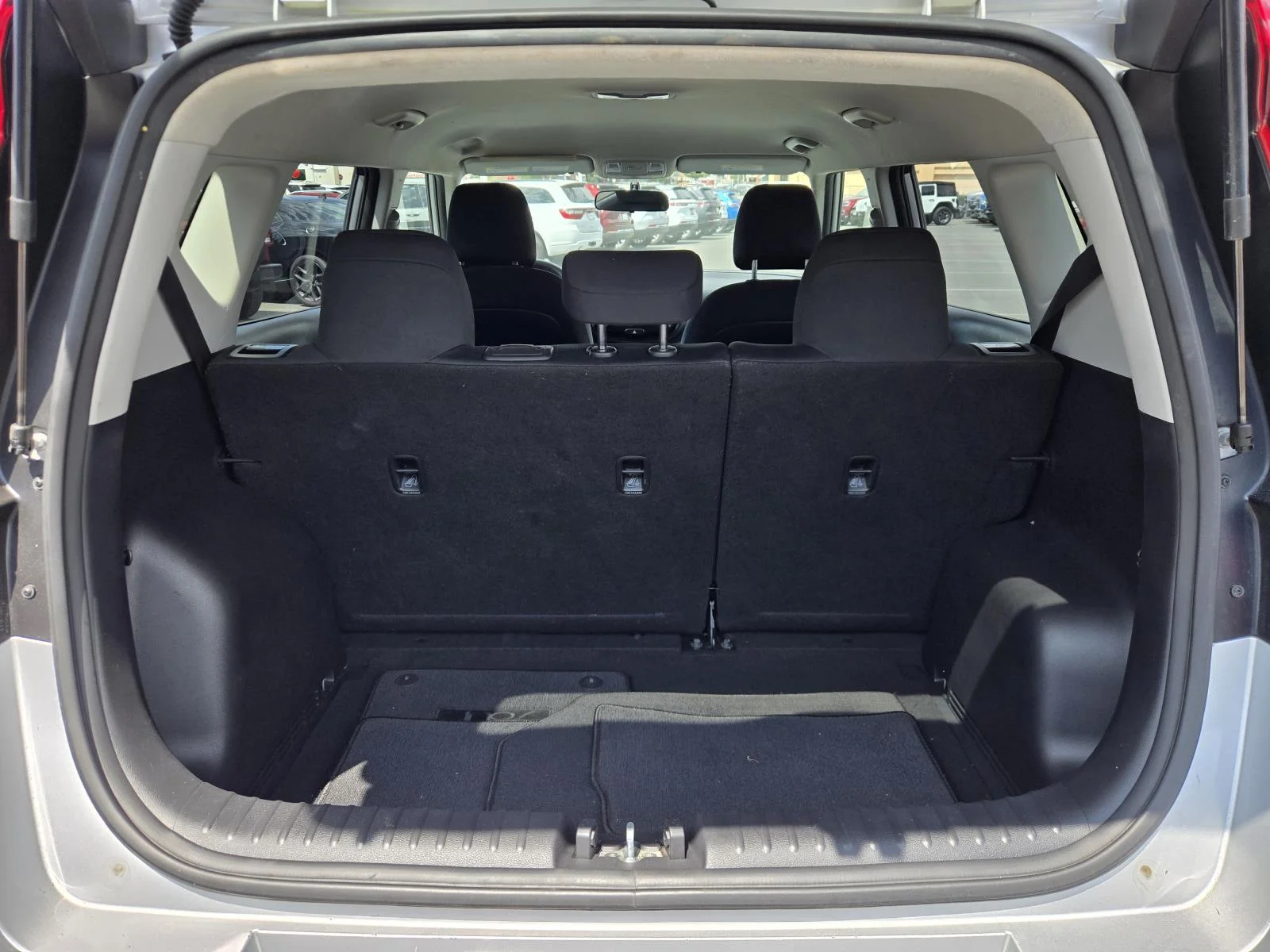 Used 2020 Sparkling Silver Kia LX Manual image 24