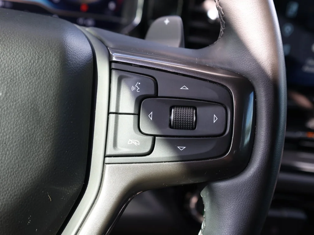 Used 2024 Gray Chevrolet ZR2 image 38