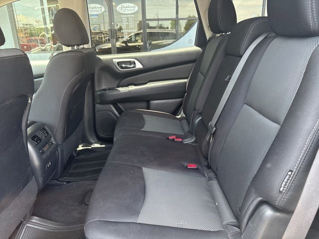 Used 2019 Gray Nissan SV image 14