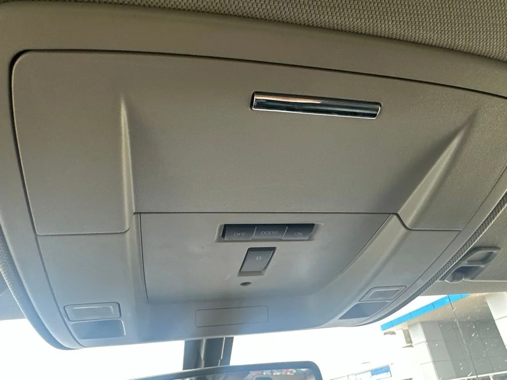 Used 2019 White Chevrolet LTZ image 28