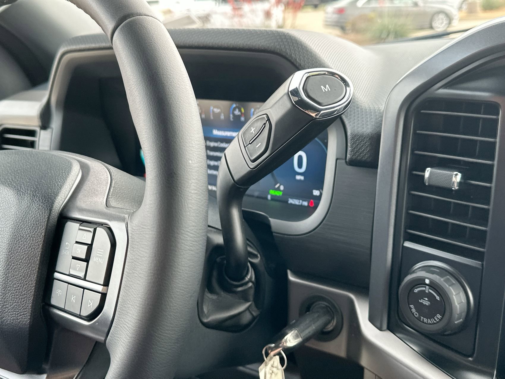 Used 2024 Oxford White Ford XLT image 15
