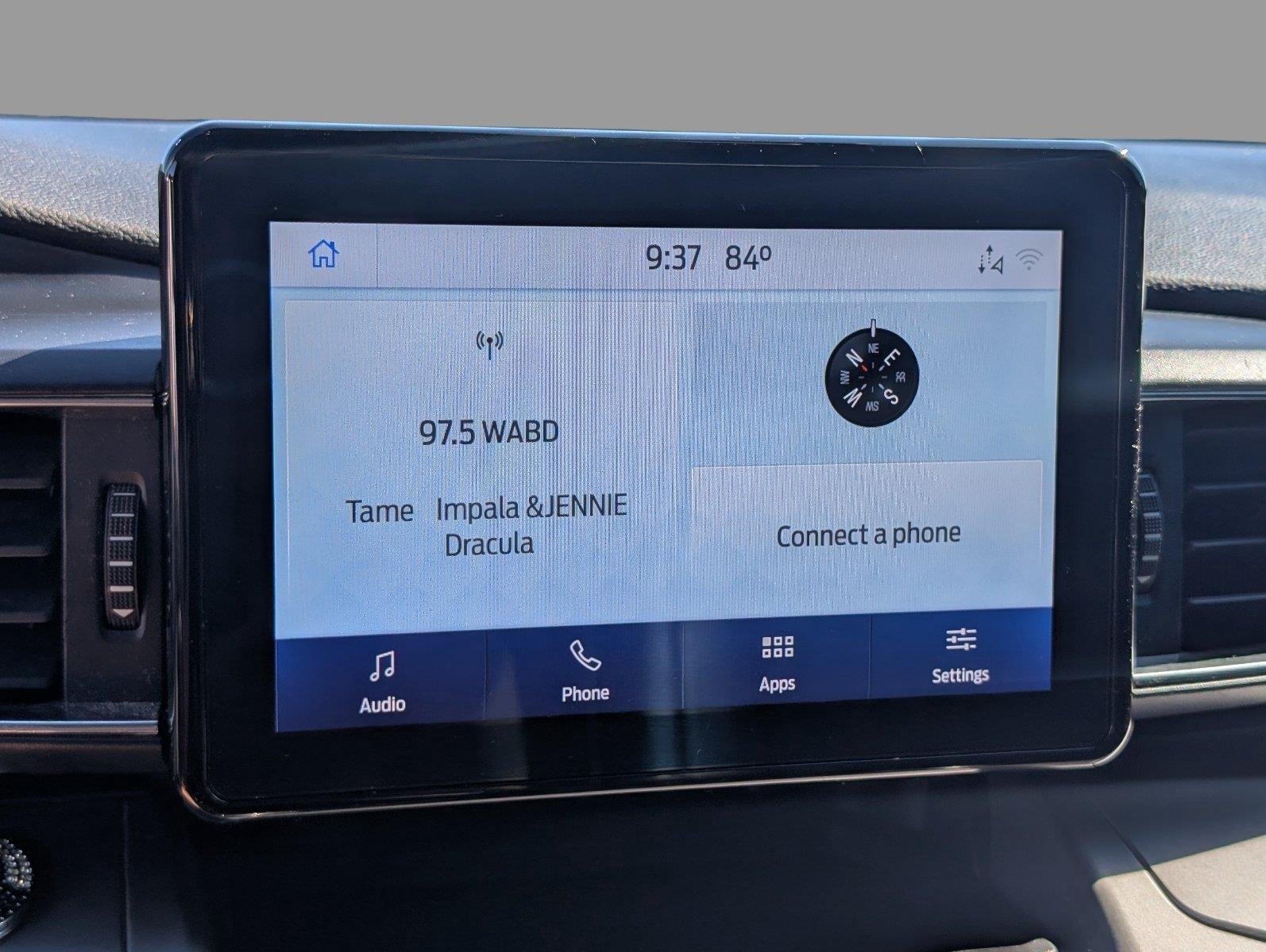 Used 2021 Oxford White Ford XLT image 22