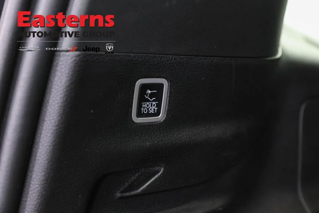Used 2025 Black Jeep Series III image 27