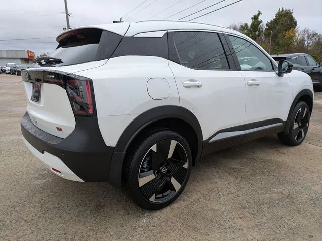 New 2026 Aspen White TriCoat Nissan SR image 4