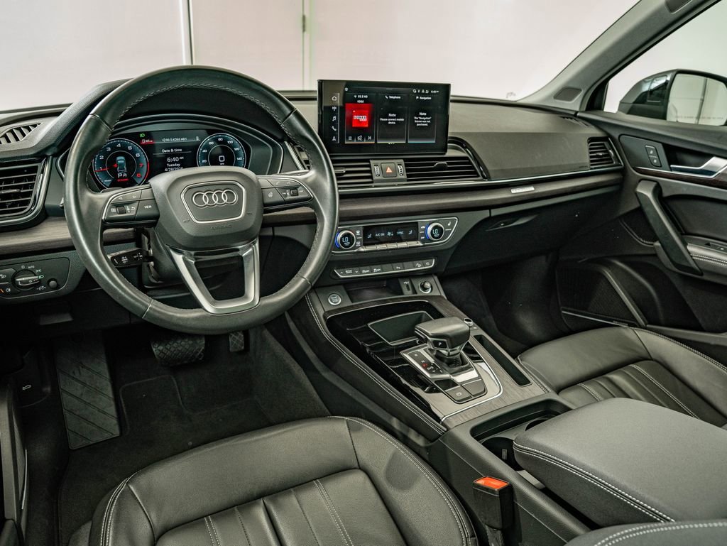 Used 2023 Mythos Black Metallic Audi 45 S line Premium image 31