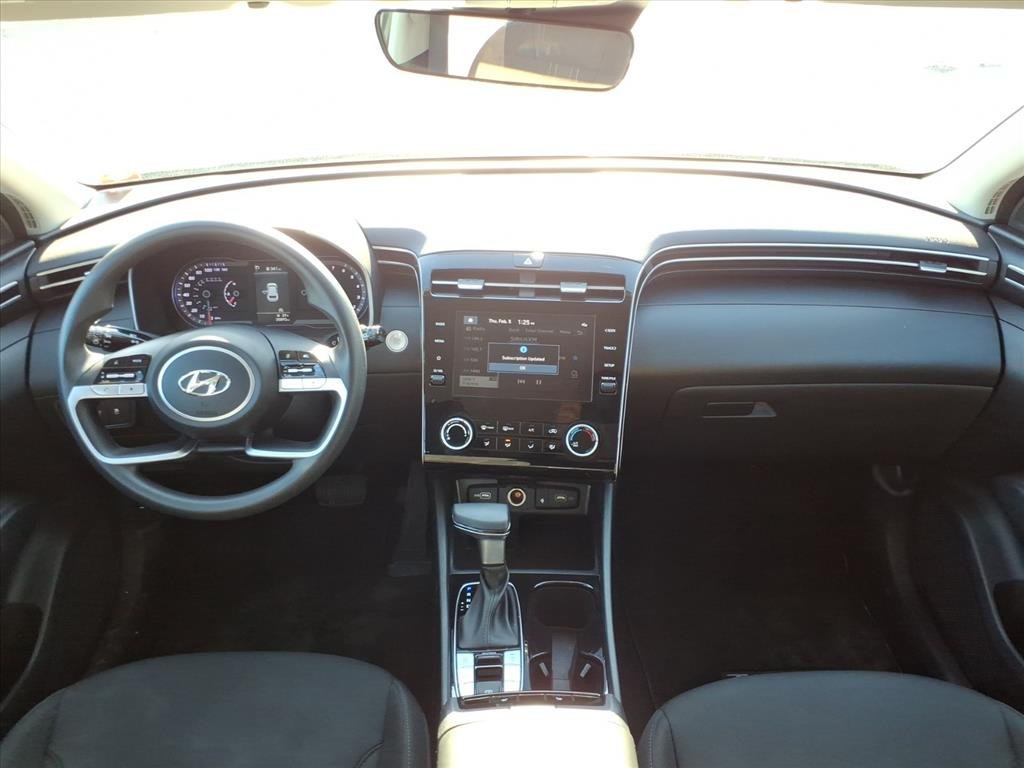 Used 2023 Shimmering Silver Metallic Hyundai SEL image 18
