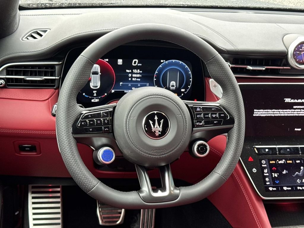 2026 Maserati Grecale Modena V6 - Photo 7