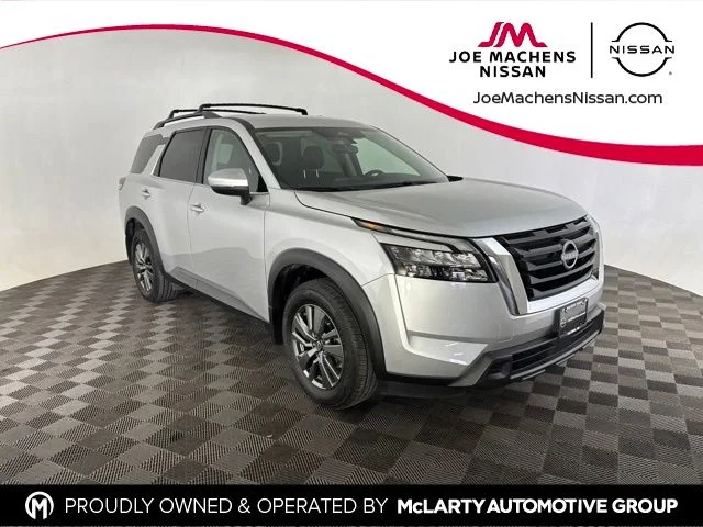 Used 2025 Silver Nissan SV image 1