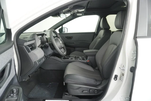 New 2026 CRYSTAL WHITE PEARL Subaru Premium image 9