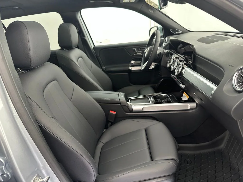 New 2026 Silver Mercedes-Benz GLB 250 image 25