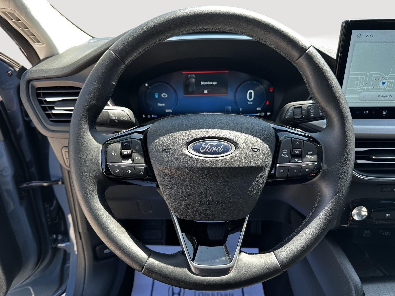 Used 2025 Vapor Blue Ford Platinum image 10